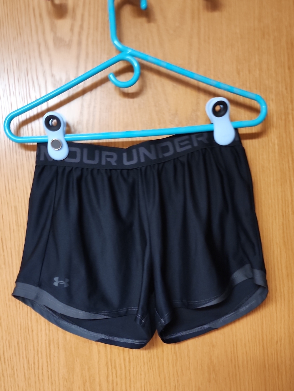 Under Armour Black Women’s Athletic Running Shorts with Gray Trim S number 2020